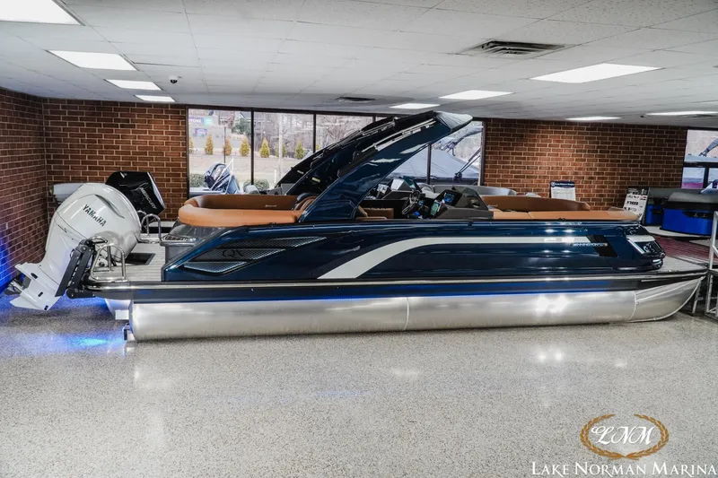 The Image of Bennington 25QXFBA 2026 - undefined