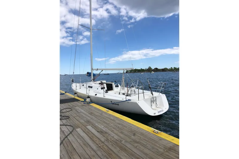 The Image of Sailboat J/105 from 2001 docked on a sunny day. - 1