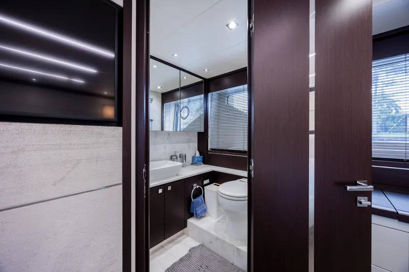 Slide: The Image of Luxurious bathroom interior on 2020 Sunseeker Predator 74 XPS yacht. - 53