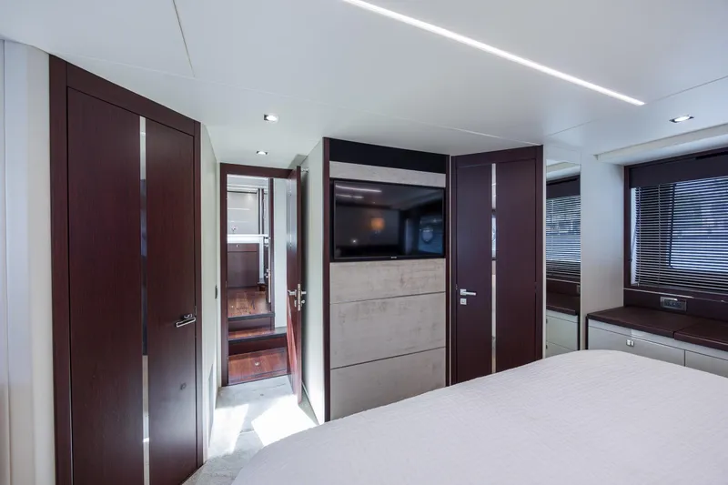 Slide: The Image of Luxurious interior of 2020 Sunseeker Predator 74 XPS yacht bedroom. - 59