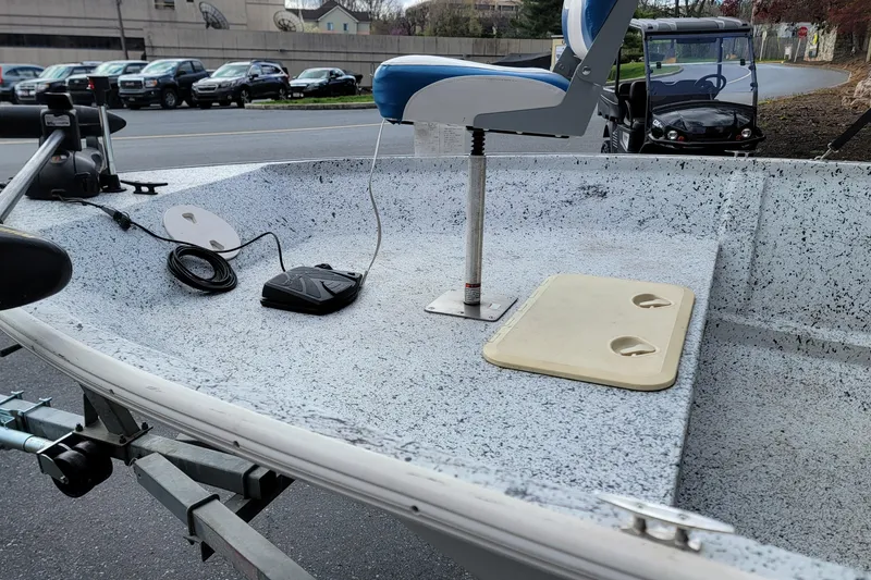 Slide: The Image of 2021 HORIZEN CS 170 CC boat deck with seat and fishing equipment. - 9