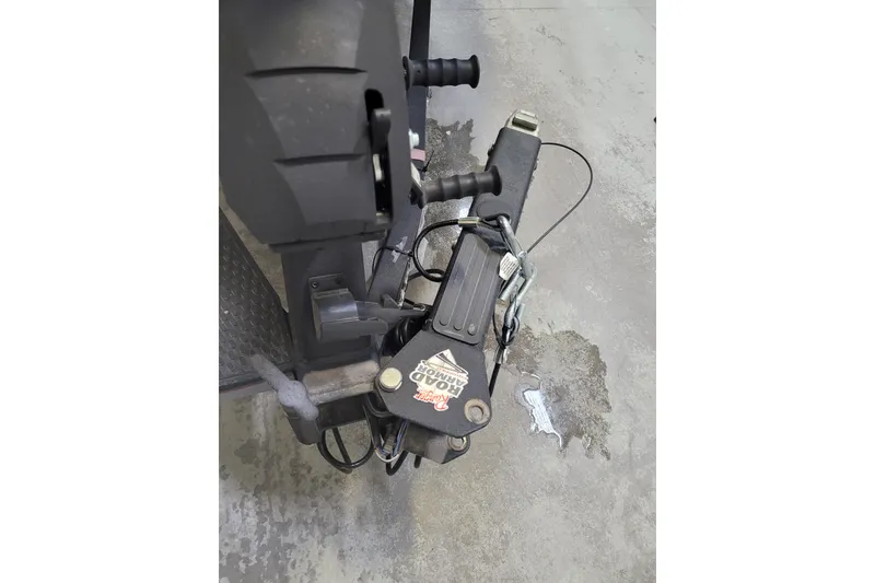 Slide: The Image of Close-up of 2025 Ranger Z520R Cup-Equipped boat trailer hitch on concrete floor. - 30