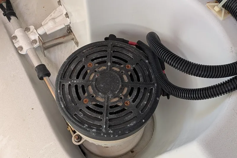 Slide: The Image of Bilge pump system in a 2013 Duffy Snug Harbor 18 boat. - 9