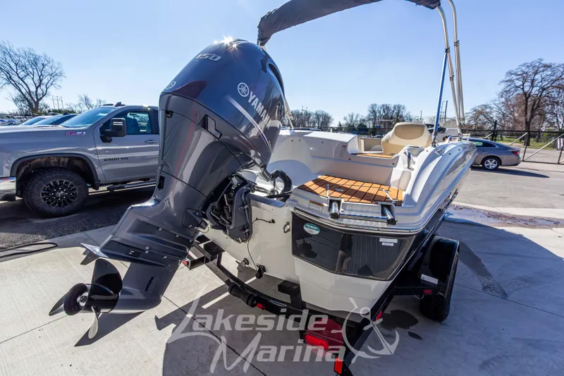 Slide: The Image of 2017 NauticStar 193 SC boat with Yamaha 150 engine at Lakeside Marina. - 5