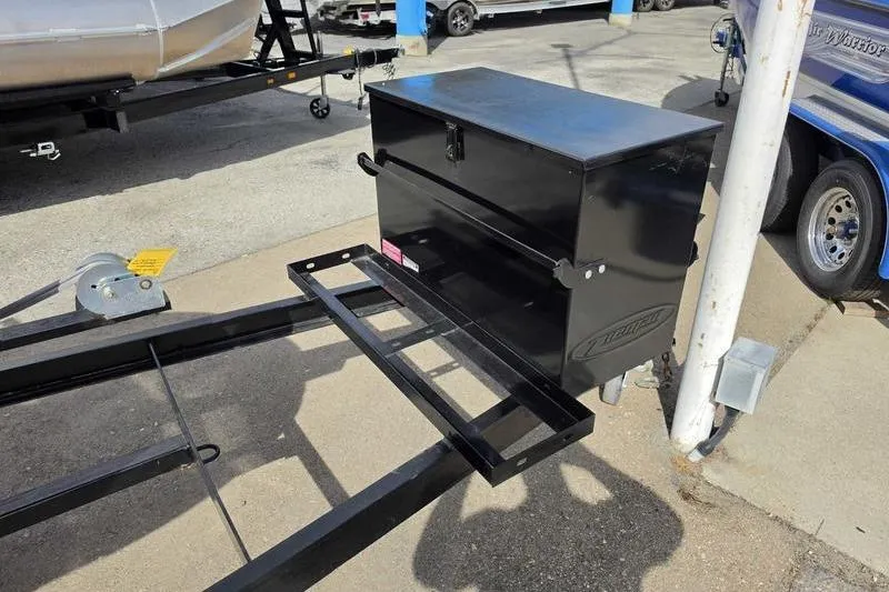 Slide: The Image of Trailer with black storage box for 2021 Yamaha WaveRunner VX Cruiser HO. - 10