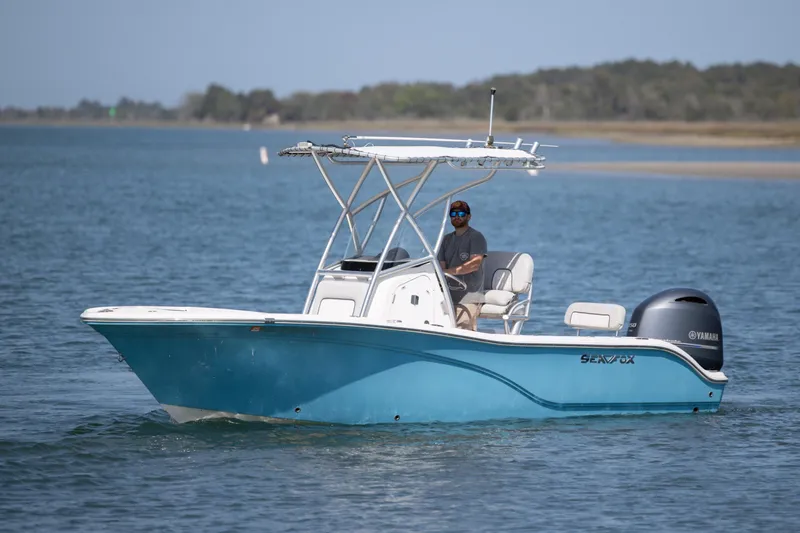 The Image of 2020 Sea Fox 206 Commander boat cruising on calm water with a Yamaha engine. - 0