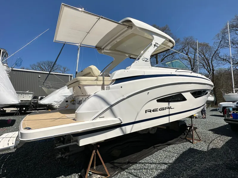 Slide: The Image of Regal 33 Express 2019 - 16