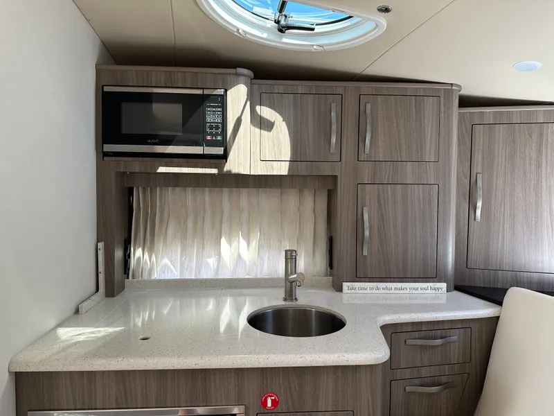 Slide: The Image of Regal 33 Express 2019 - 44