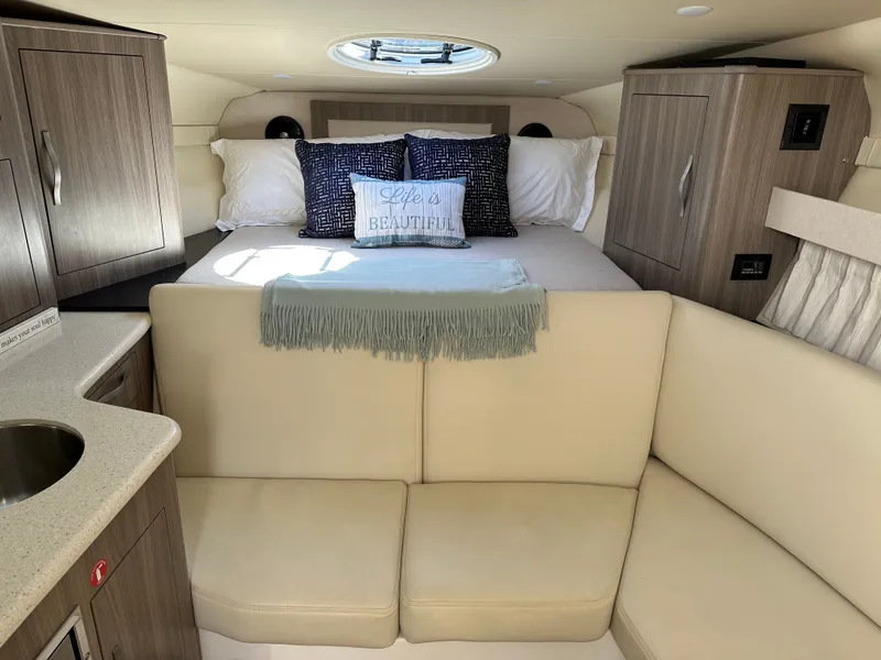 Slide: The Image of Regal 33 Express 2019 - 47