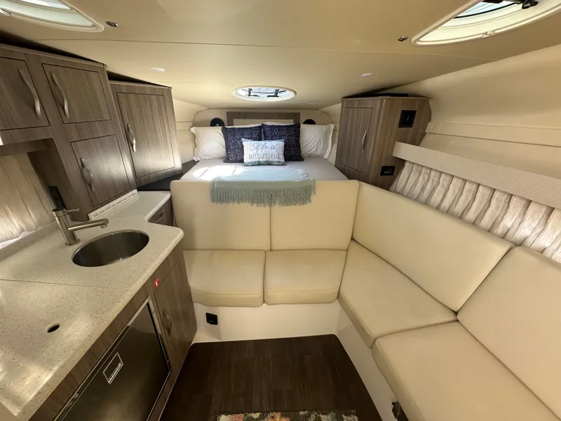 Slide: The Image of Regal 33 Express 2019 - 48