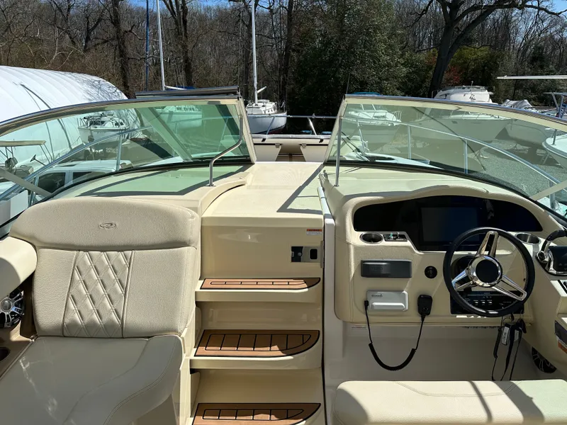 Slide: The Image of Regal 33 Express 2019 - 57