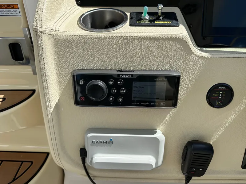 Slide: The Image of Regal 33 Express 2019 - 61