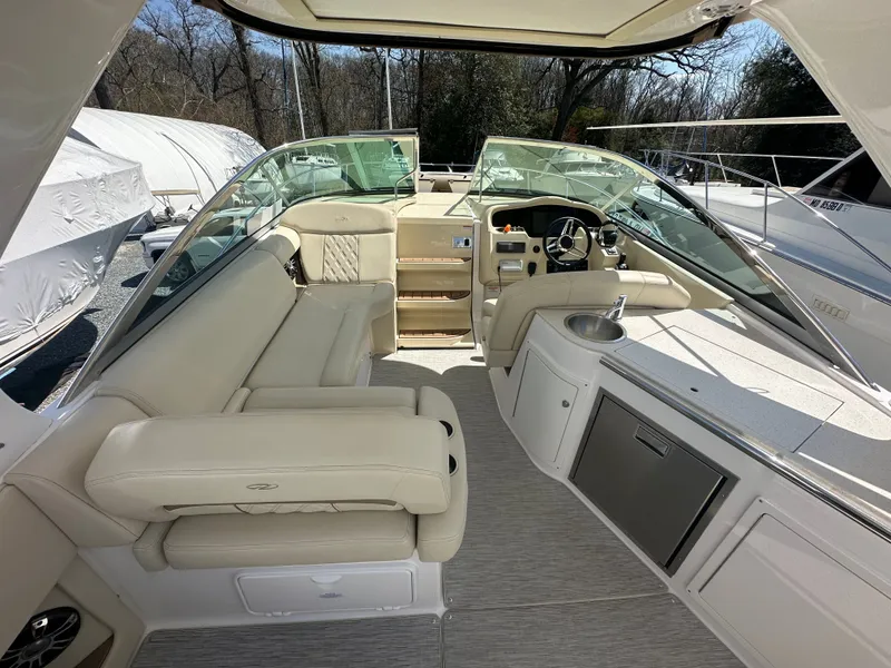 Slide: The Image of Regal 33 Express 2019 - 67