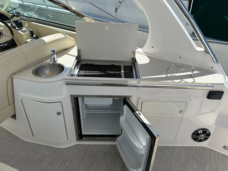 Slide: The Image of Regal 33 Express 2019 - 69