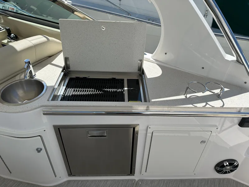 Slide: The Image of Regal 33 Express 2019 - 70