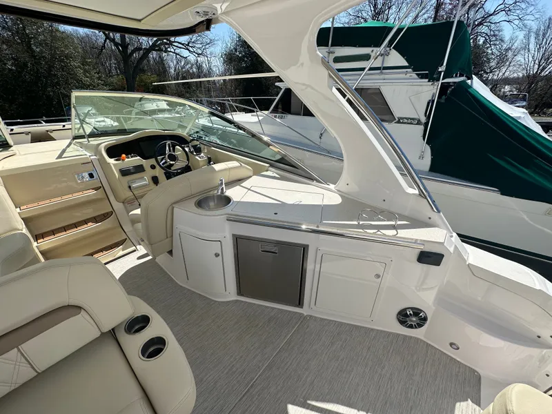 Slide: The Image of Regal 33 Express 2019 - 72