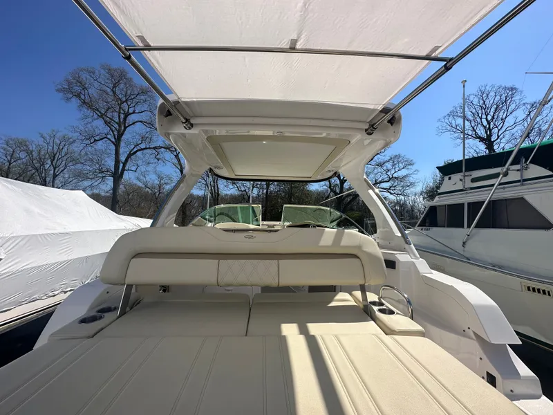 Slide: The Image of Regal 33 Express 2019 - 85