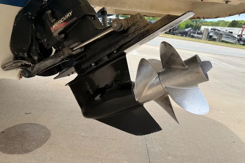 Slide: The Image of Propeller of a 2003 Sea Ray 240 Bow Rider boat, featuring a Mercury outdrive. - 9