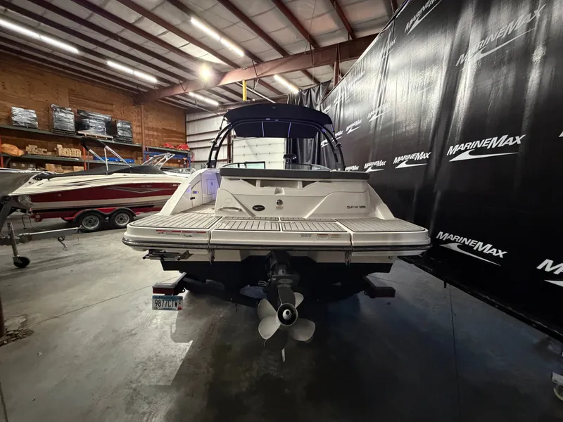 Slide: The Image of Sea Ray SPX 230 2020 - 7