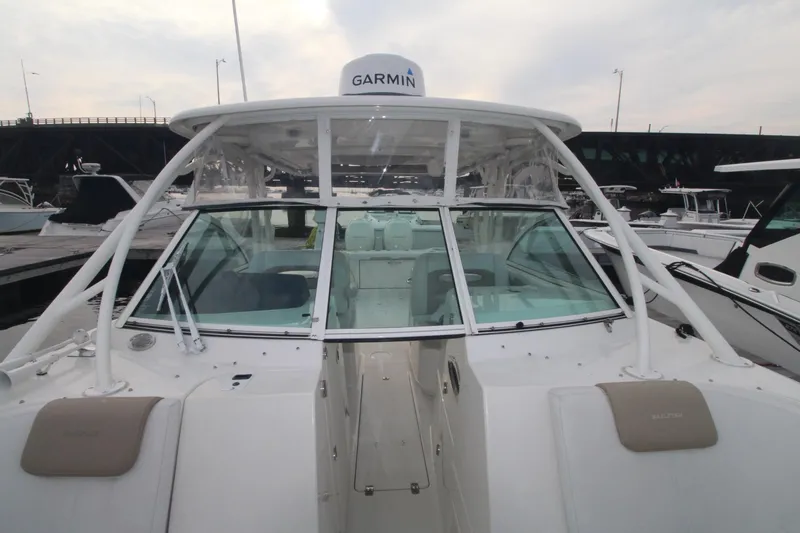 Slide: The Image of Sailfish 325 DC 2016 - 25