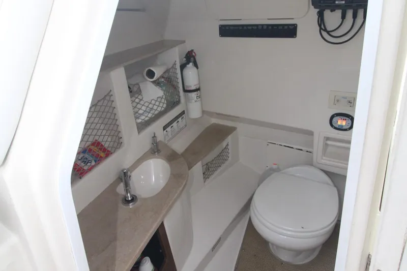 Slide: The Image of Sailfish 325 DC 2016 - 30