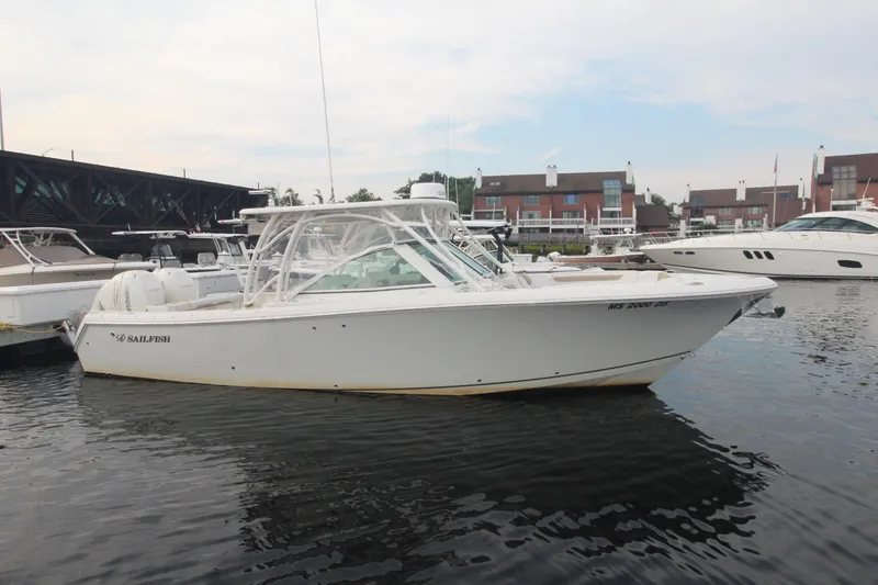 Slide: The Image of Sailfish 325 DC 2016 - 4