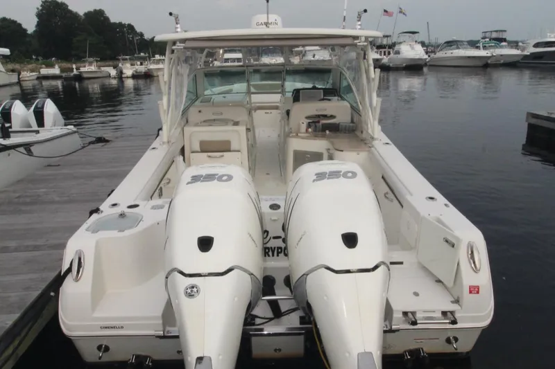 Slide: The Image of Sailfish 325 DC 2016 - 6