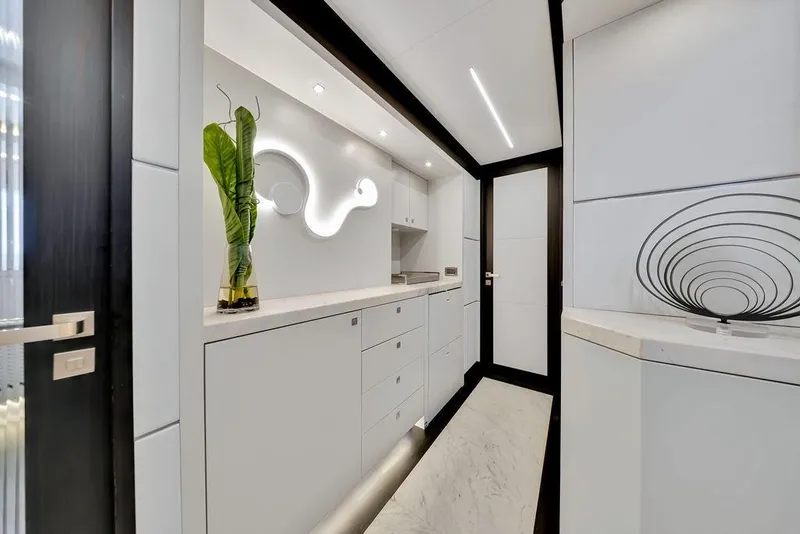 Slide: The Image of Luxurious interior of 2020 Hargrave C92 yacht with modern design and elegant decor. - 102