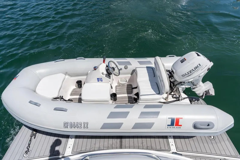 Slide: The Image of Formula 40 Performance Cruiser 2005 - 14