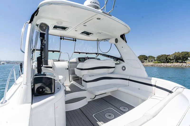 Slide: The Image of 2005 Formula 40 Performance Cruiser interior with sleek seating and modern amenities on open water. - 16