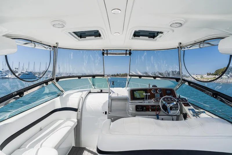 Slide: The Image of Interior view of a 2005 Formula 40 Performance Cruiser yacht cockpit. - 20