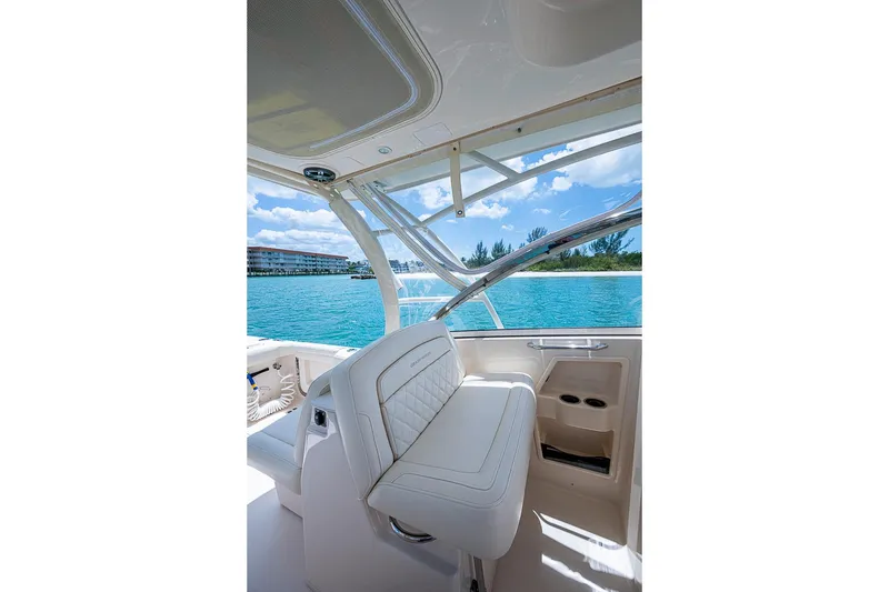 Slide: The Image of Interior view of 2022 Grady-White Freedom 285 boat with ocean backdrop. - 31