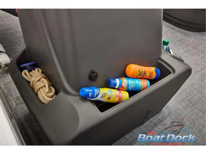 Slide: The Image of Party Barge 16 DLX 2026 - 20