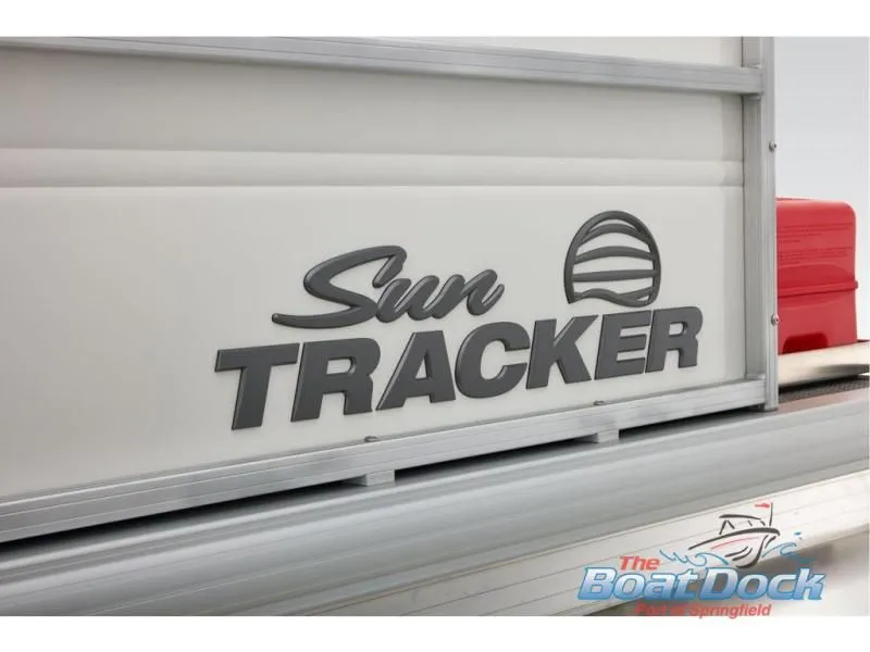 Slide: The Image of Party Barge 16 DLX 2026 - 35