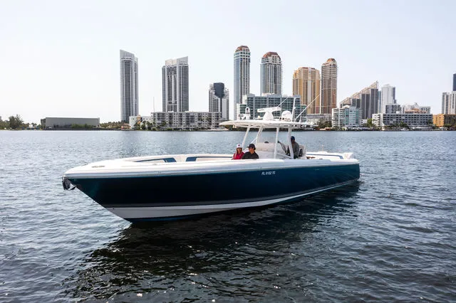 Slide: The Image of Intrepid 410 Evolution 2019 - 71