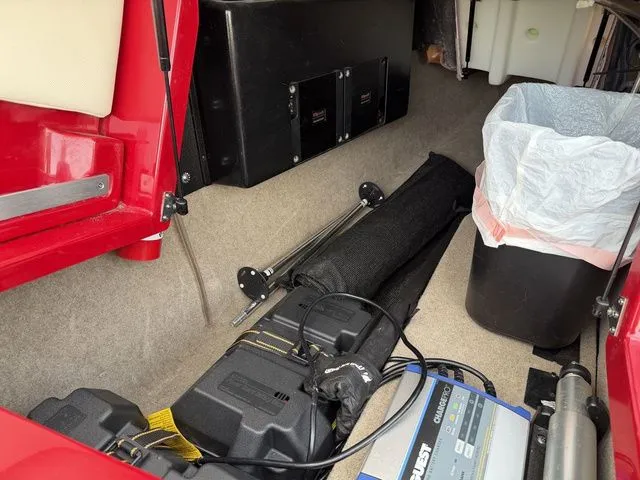 Slide: The Image of MasterCraft X24 2020 - 5