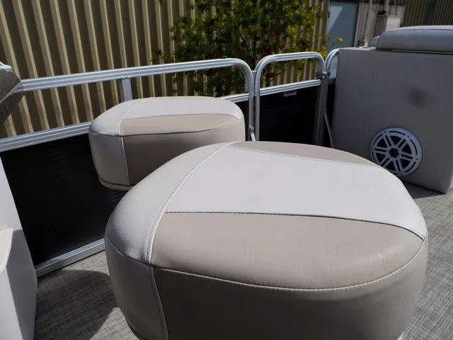 Slide: The Image of Avalon 22 2018 - 19