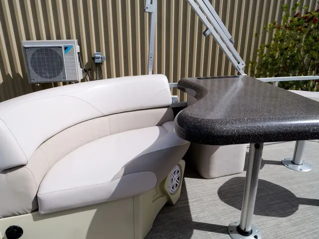 Slide: The Image of Avalon 22 2018 - 20