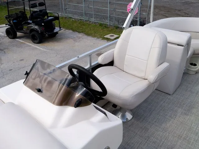 Slide: The Image of Avalon 22 2018 - 27