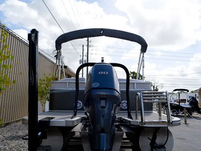 Slide: The Image of Avalon 22 2018 - 36