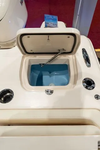 Slide: The Image of Grady-White 326 2026 - 5