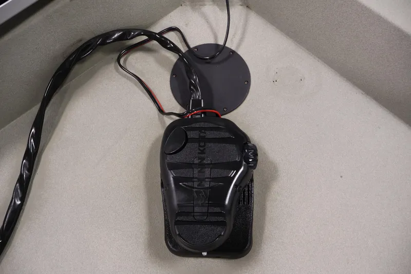 Slide: The Image of Foot pedal control on 2021 Polar Kraft Sportsman 1760 SE boat. - 14