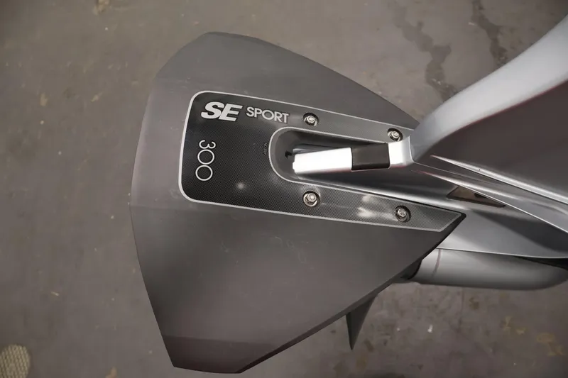 Slide: The Image of SE Sport 300 hydrofoil on Polar Kraft Sportsman 1760 SE, 2021 model. - 40