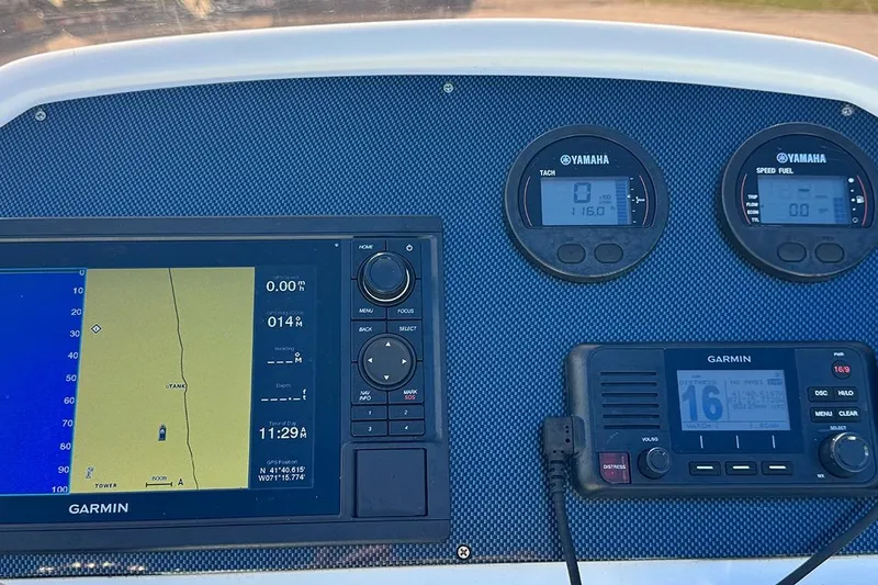 Slide: The Image of Dashboard of 2020 AB Inflatables Oceanus 21 VST with Garmin navigation system. - 20