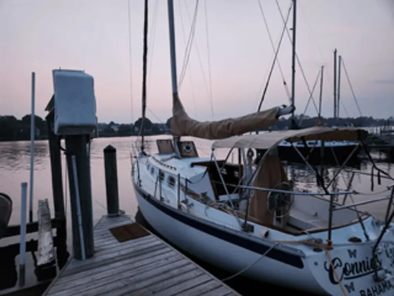 The Image of Endeavour 32 Sloop 1978 - 0