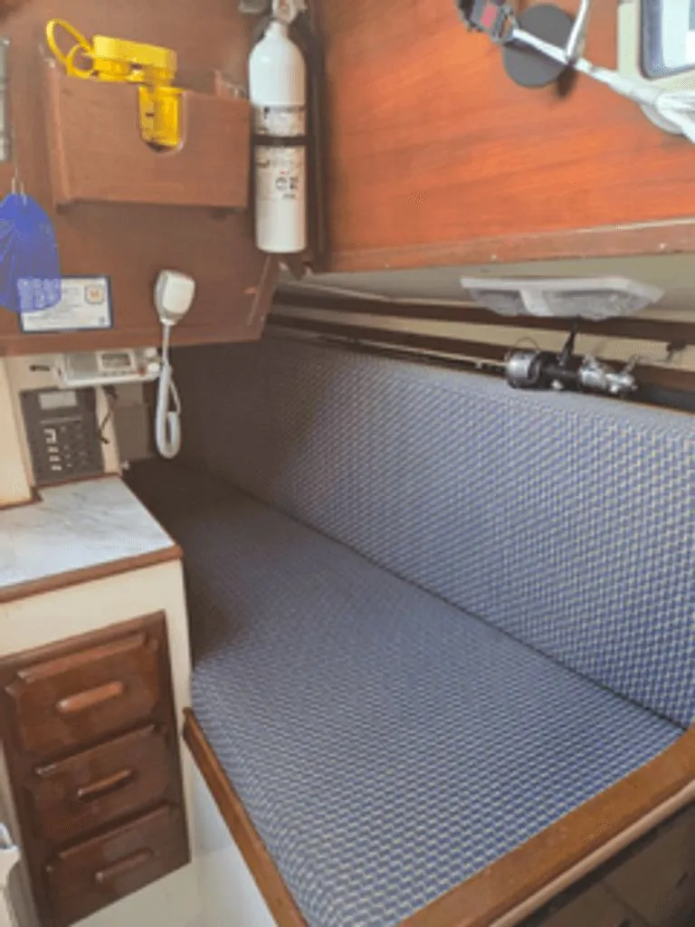 Slide: The Image of Endeavour 32 Sloop 1978 - 4