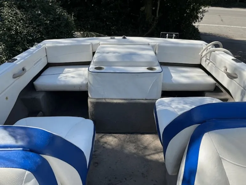 Slide: The Image of Bayliner 210 Classic 2005 - 3
