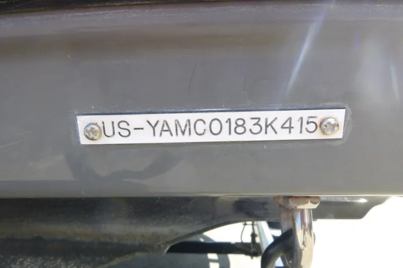 Slide: The Image of 2015 Yamaha Boats SX192 hull identification number plate. - 15