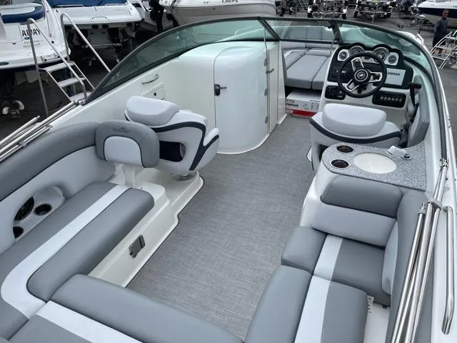 Slide: The Image of NauticStar 243DC Sport Deck 2021 - 13