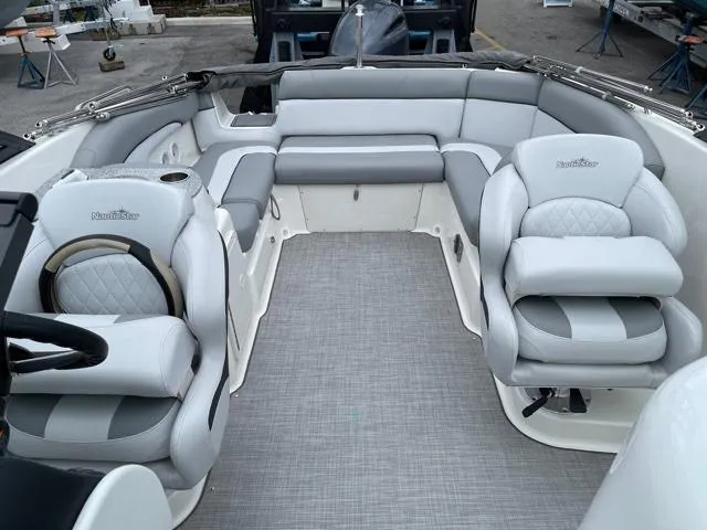 Slide: The Image of NauticStar 243DC Sport Deck 2021 - 6